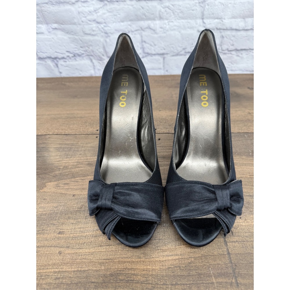 Me Too Jupiter Black Satin Peep Toe Bow Heel Pumps Size 9.5M Evening Dress Glam - Picture 2 of 10